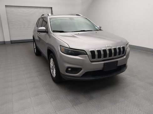 Used 2019 Jeep Cherokee Latitude w/ Cold Weather Group AWD/4WD image 14
