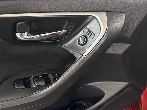 Used 2015 Nissan Altima 2.5 S image 9