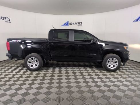 Used 2022 Chevrolet Colorado LT w/ LT Convenience Package AWD/4WD image 6