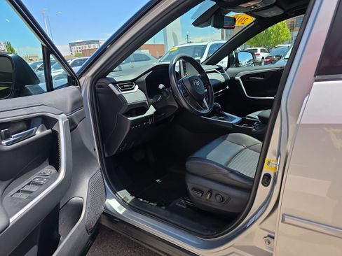 Used 2019 Toyota RAV4 XSE w/ XSE Weather Package AWD/4WD image 2