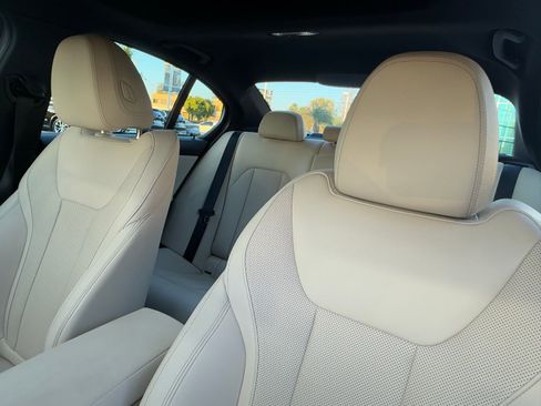 Used 2025 BMW 330i 330i w/ Premium Package image 18