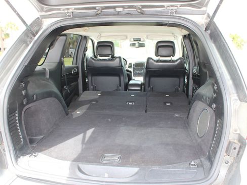Used 2012 Jeep Grand Cherokee Altitude RWD image 17