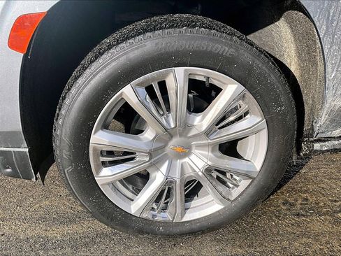 Used 2021 Chevrolet Tahoe High Country w/ Premium Package image 6