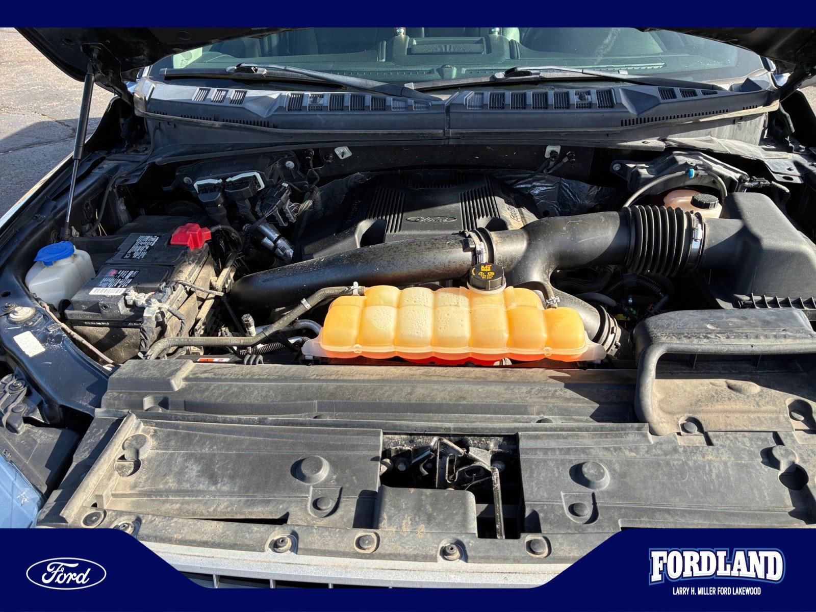 Used 2018 Ford F150 Lariat w/ Equipment Group 502A Luxury AWD/4WD image 21