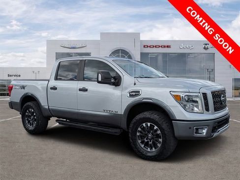 Used 2017 Nissan Titan PRO-4X AWD/4WD image 1