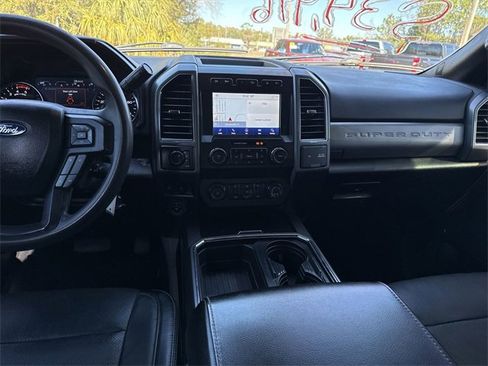 Used 2021 Ford F350 XLT w/ XLT Premium Package image 22