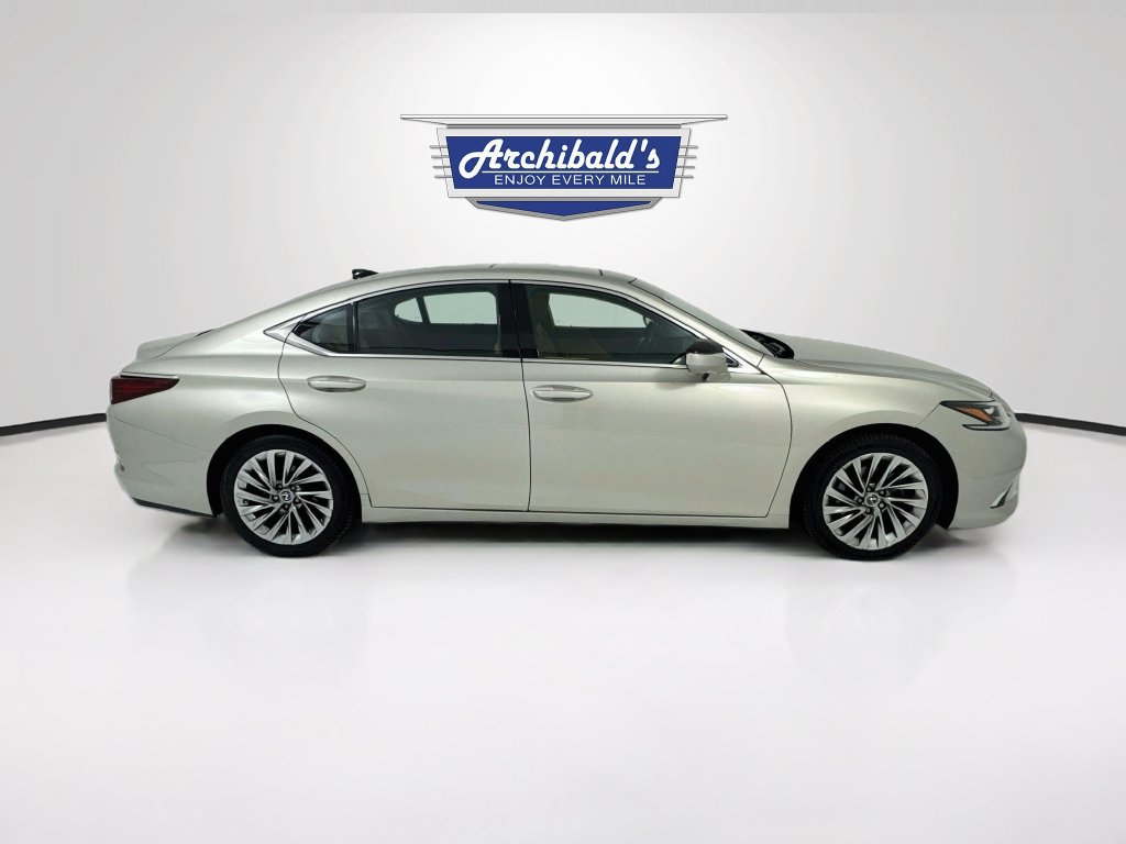 Used 2022 Lexus ES 350 Ultra Luxury FWD image 9