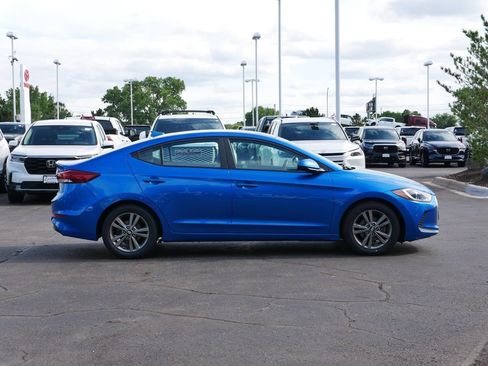 Used 2018 Hyundai Elantra SEL FWD image 4