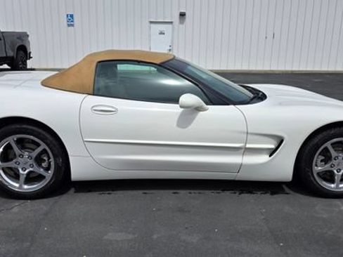 Used 2002 Chevrolet Corvette Convertible w/ Preferred Equipment Group2 RWD image 6