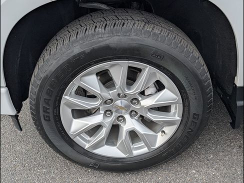 Used 2023 Chevrolet Silverado 1500 Custom image 22