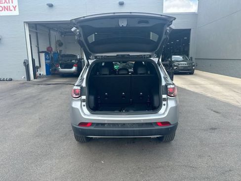 Certified 2023 Jeep Compass Limited AWD/4WD image 24
