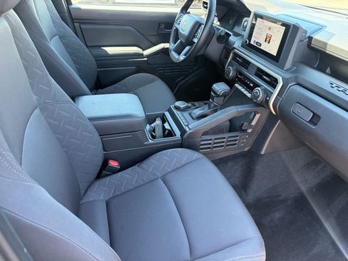 Certified 2025 Toyota Tacoma SR w/ SR Upgrade Package AWD/4WD image 29