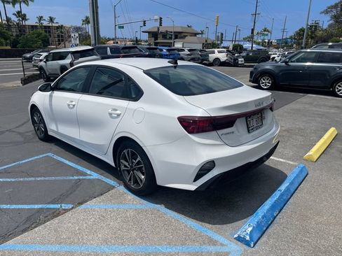 Used 2024 Kia Forte LXS FWD image 4
