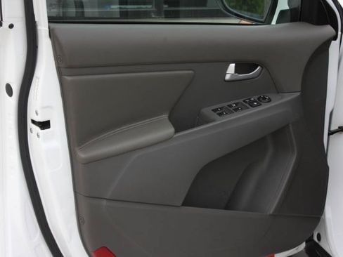 Used 2015 Kia Sportage LX AWD/4WD image 22