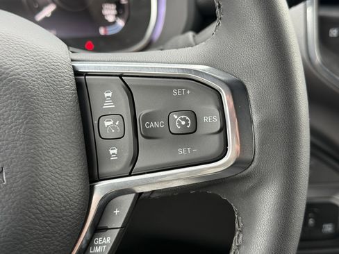 Used 2025 RAM 2500 Laramie image 17