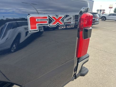 Used 2024 Ford F250 Lariat w/ Chrome Package image 10