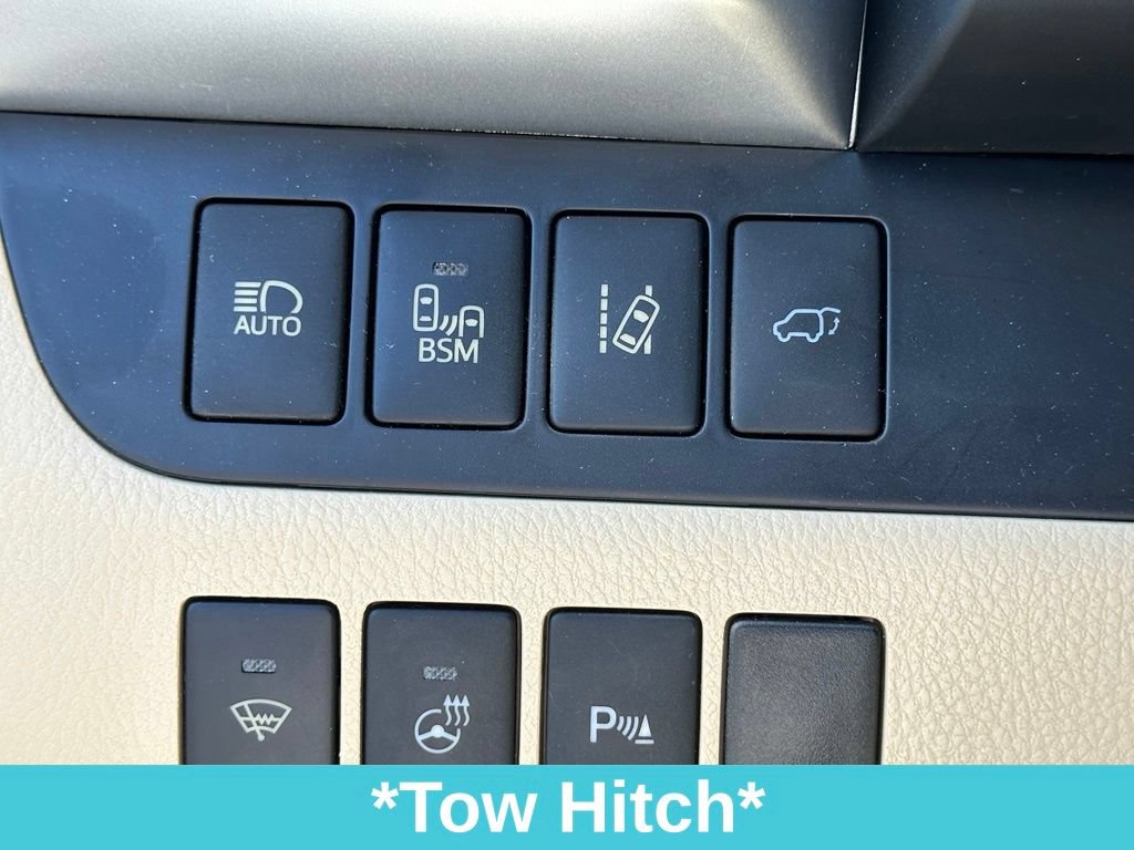 Used 2015 Toyota Highlander Limited Platinum AWD/4WD image 19