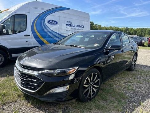 Used 2023 Chevrolet Malibu RS w/ LPO, Floor Liner Package image 4