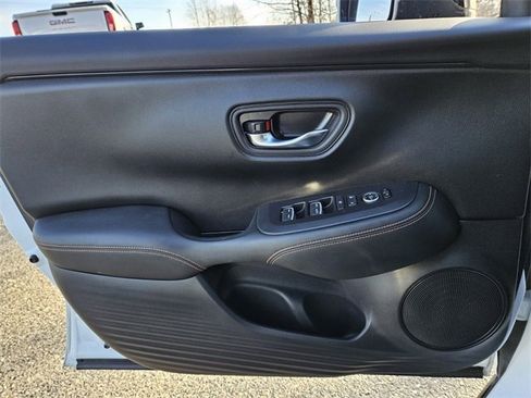 Used 2023 Honda HR-V Sport image 29