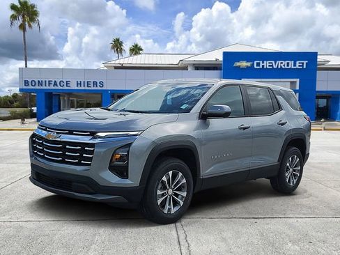 New 2026 Chevrolet Equinox LT FWD image 2