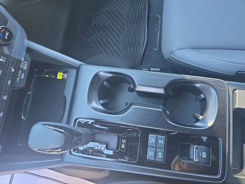 New 2026 Subaru Outback Limited XT AWD/4WD image 21