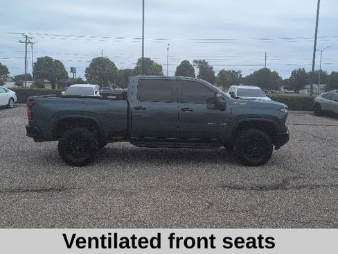 Used 2024 Chevrolet Silverado 2500 ZR2 w/ Technology Package AWD/4WD image 20