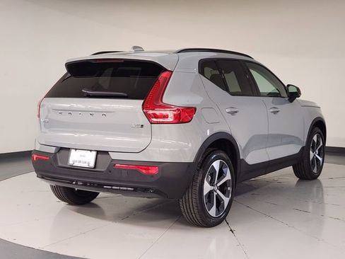 New 2026 Volvo XC40 B5 Plus w/ Protection Package Premier AWD/4WD image 2