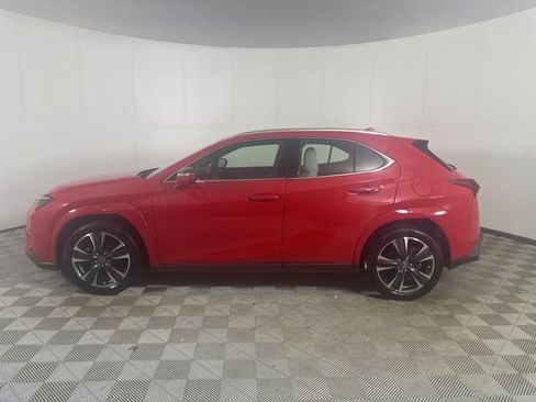 Used 2025 Lexus UX 300h AWD w/ Accessory Package (Z1) image 5