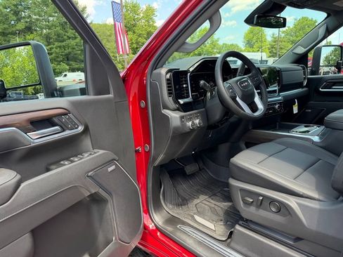 New 2026 GMC Sierra 2500 SLT w/ SLT Premium Package AWD/4WD image 14