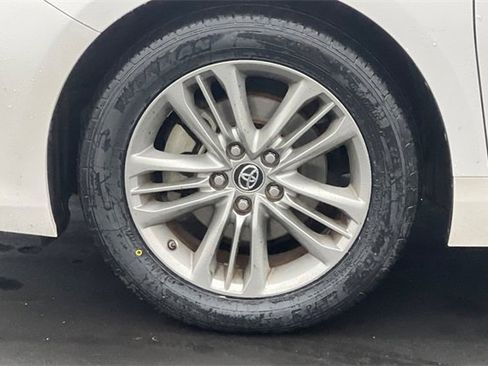 Used 2015 Toyota Camry SE image 33