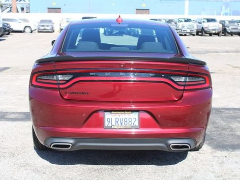 Used 2023 Dodge Charger SXT w/ Blacktop Package RWD image 5
