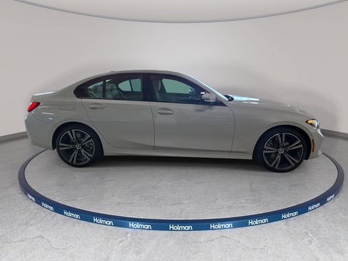 Used 2023 BMW 330i Sedan w/ Parking Assistance Package RWD image 4