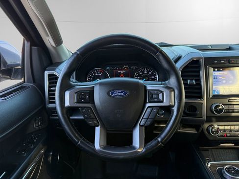 Used 2019 Ford Expedition Max Platinum AWD/4WD image 12