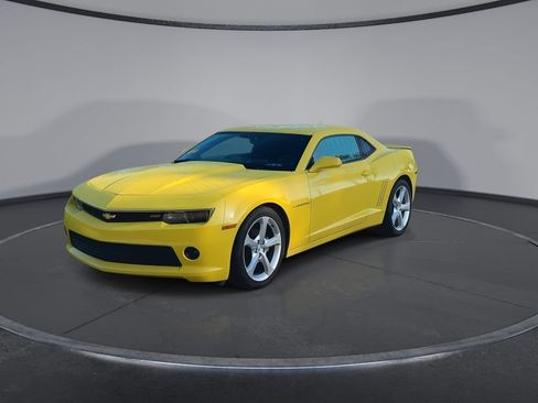 Used 2015 Chevrolet Camaro LT w/ RS Package RWD image 4