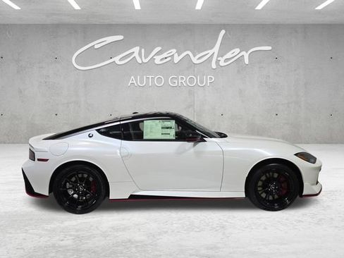 New 2026 Nissan Z Performance w/ Floor Mat Package RWD image 18