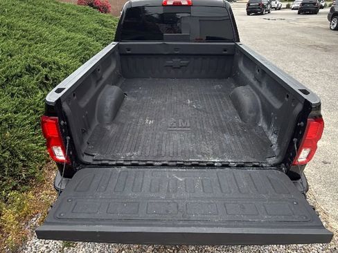 Used 2017 Chevrolet Silverado 1500 High Country AWD/4WD image 35