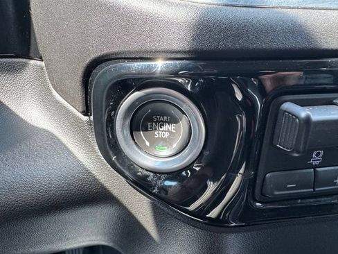 Certified 2023 Chevrolet Silverado 1500 RST AWD/4WD image 18