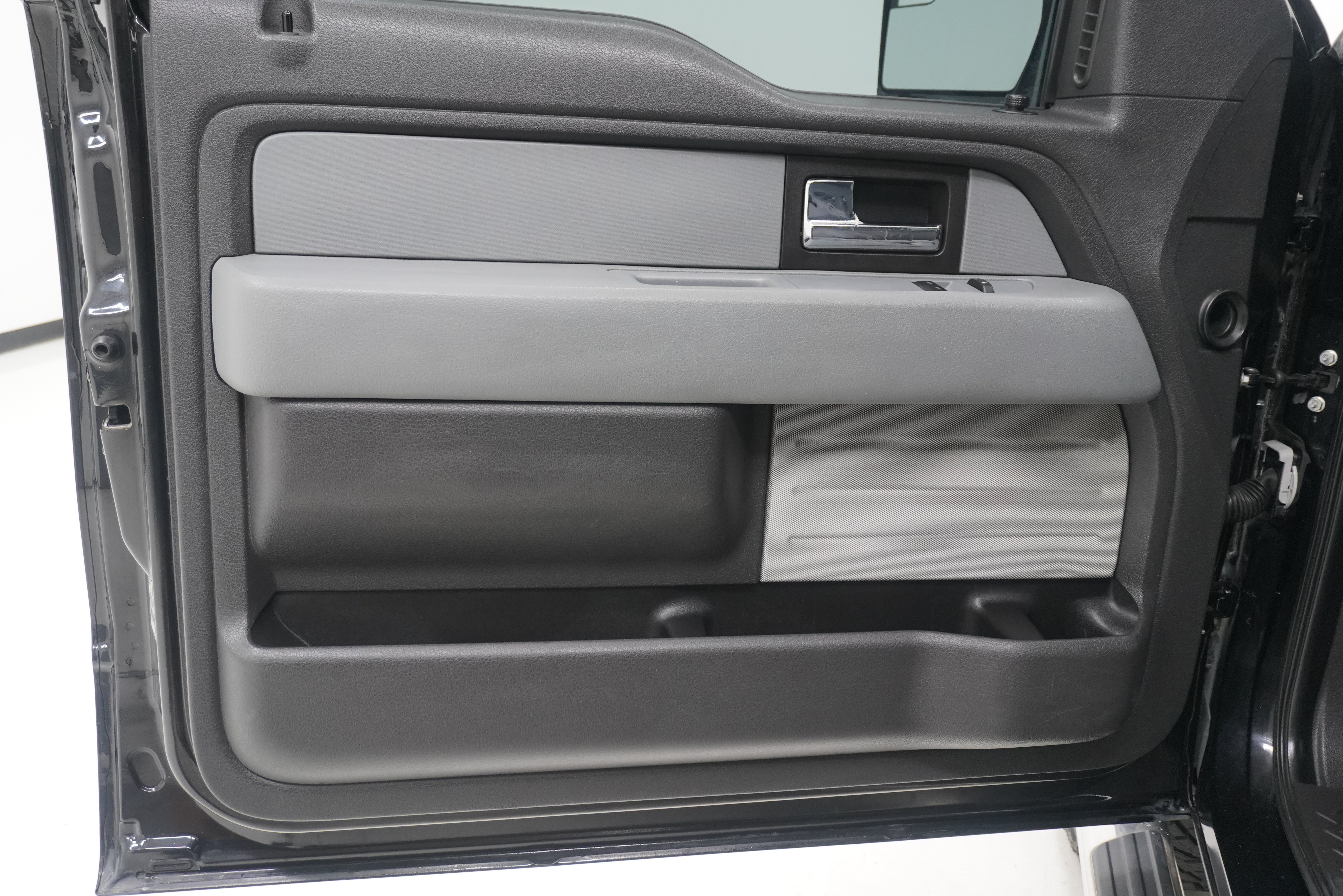 Used 2014 Ford F150 STX w/ Equipment Group 201A Mid RWD image 13