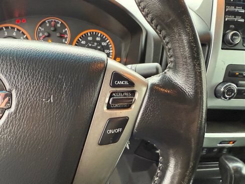Used 2013 Nissan Titan PRO-4X image 32