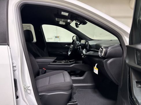 New 2026 Chevrolet Equinox LT w/ Safety and Technology Package AWD/4WD image 22