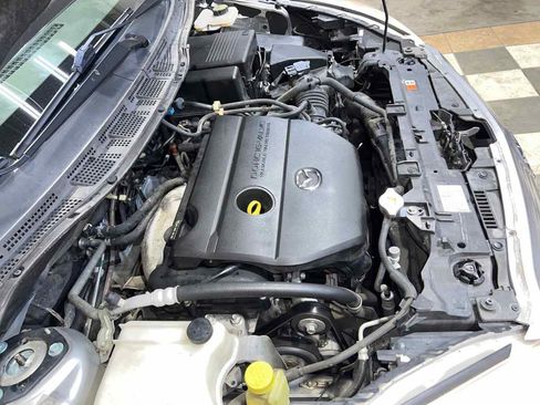 Used 2014 MAZDA MAZDA5 Sport image 26