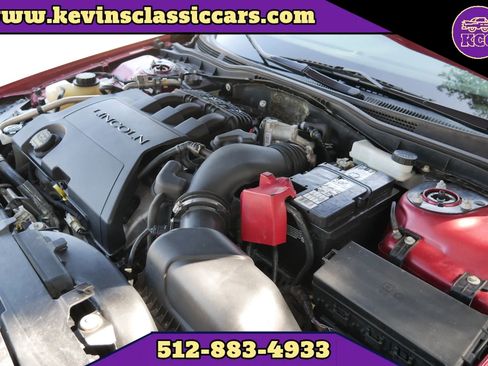 Used 2012 Lincoln MKZ image 29