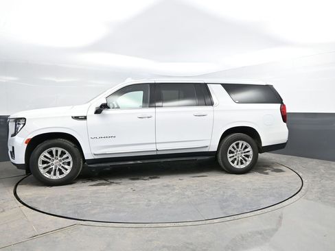 Used 2023 GMC Yukon XL SLT w/ SLT Luxury Package AWD/4WD image 6