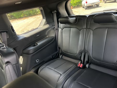 New 2026 Jeep Grand Cherokee L Limited w/ Limited Altitude Package AWD/4WD image 19