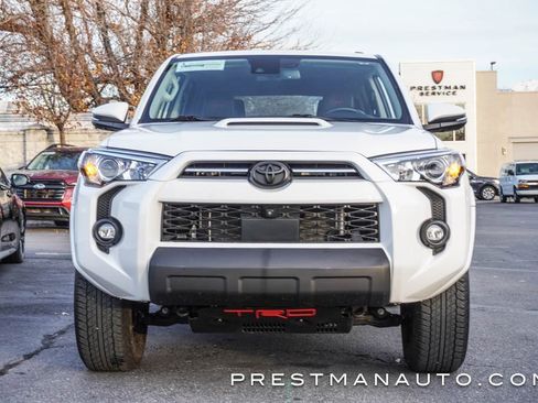 Used 2024 Toyota 4Runner TRD Off-Road Premium image 15