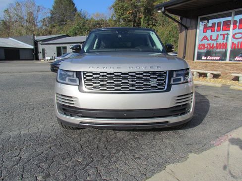 Used 2018 Land Rover Range Rover Supercharged image 2