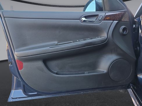 Used 2012 Chevrolet Impala LT FWD image 17