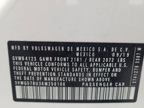 Used 2019 Volkswagen Jetta SEL Premium FWD image 33
