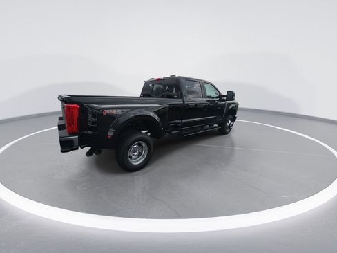 Used 2025 Ford F350 XL image 8