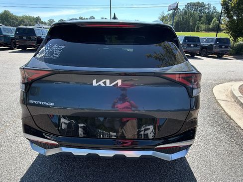 Used 2023 Kia Sportage SX FWD image 9
